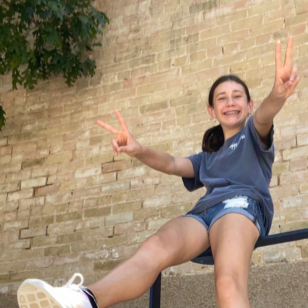 Meet your Posher, Isabella